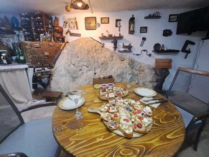 Private Dinner With Wine and Homemade Tapas - Dietary Restrictions