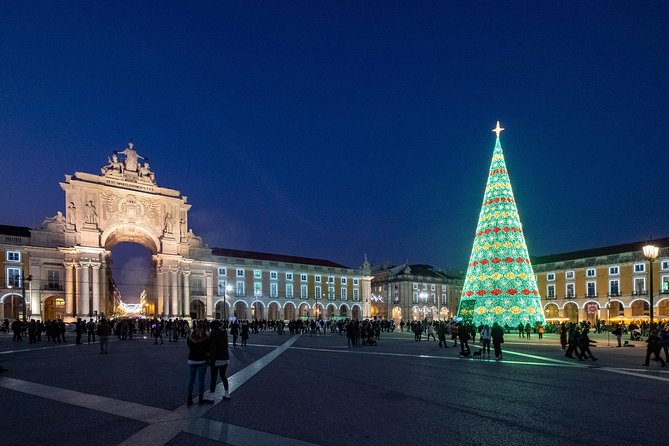 Private Discover Lisbon With a Photographer – Night Edition - Key Attractions