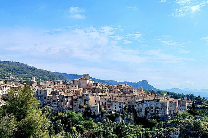 Private Discovery of the Hinterland of the Côte D'azur - Tour Duration
