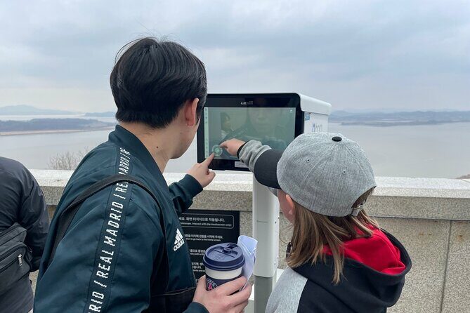 Private DMZ Tour with North Korean Defector + N Korean Lunch - Key Points