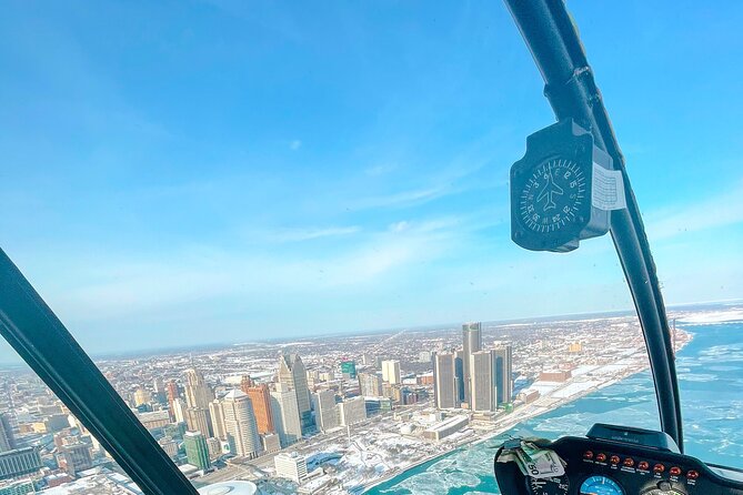 Private Downtown Detroit Helicopter Ride - Capturing Memories With Professional Photos
