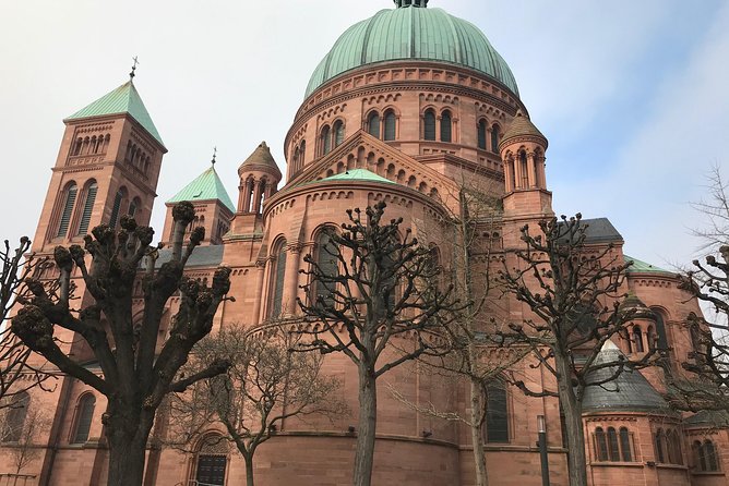 Private Driver and Taxi Shuttle Stuttgart Airport (Str) <=> Strasbourg - Route and Duration