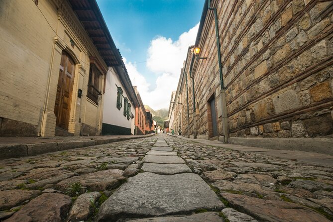 Private Driver in Bogota • VIP Private Chauffeur Service - Inclusions and Exclusions