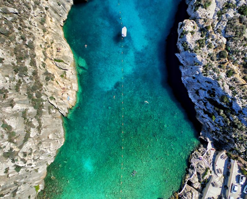 Private Driver to Roam the Island of Malta (Vip) - Pickup and Arrival