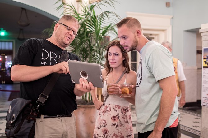 Private Drunk History Tour - Meeting and Pickup Details