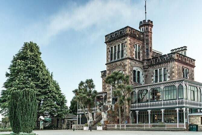 Private Dunedin & Otago Peninsula Day Tour Up to 4 - Key Points
