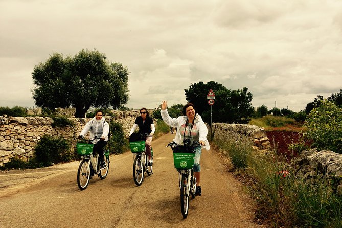 Private E-Bike Tour Along Alberobello With Lunch at Local Masseria - Tour Accessibility and Requirements