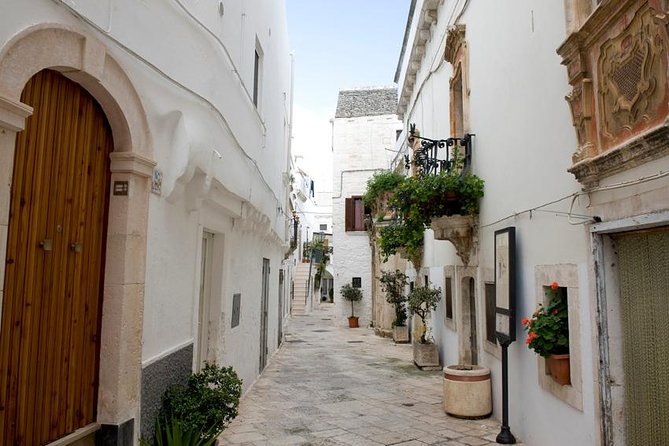 Private E-Bike Tour Along Alberobello With Lunch at Local Masseria - Visiting the Itria Valley