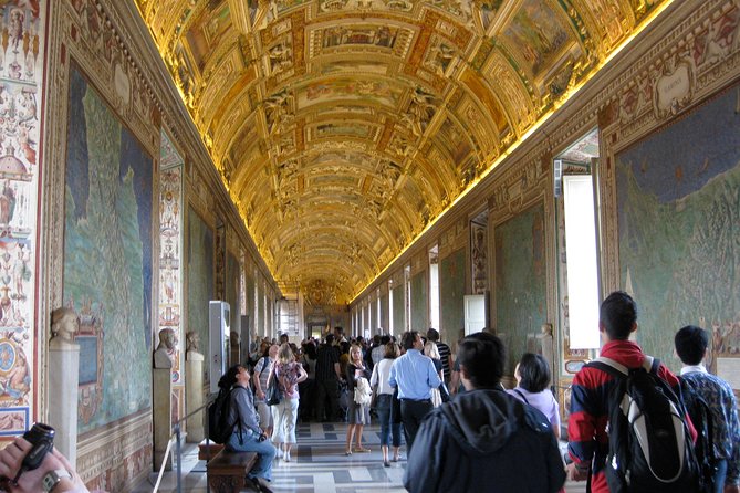 Private Early Morning Vatican Tour With Hotel Pick Up - Memorable Experiences