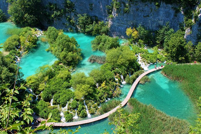 Private Eclectic Experience of Rastoke and Plitvice Lakes National Park - Exploring the Plitvice Lakes National Park
