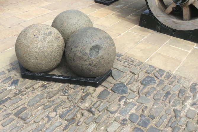Private Edinburgh Castle Tour - Reviews and Ratings