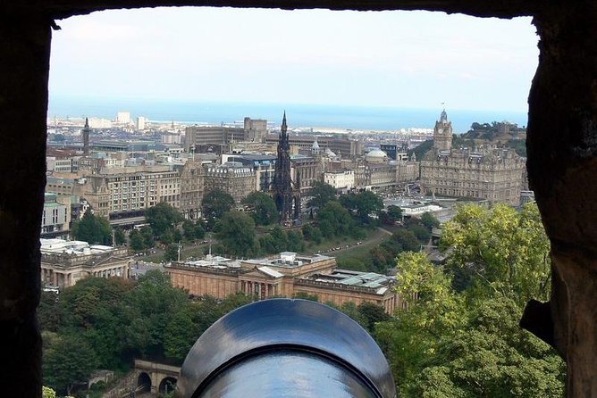 Private Edinburgh City Tour - Delving Into Edinburghs Rich History