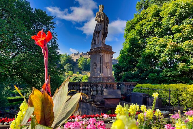 Private Edinburgh New Town Photography & History Tour, Scotland - Exploring Edinburgh