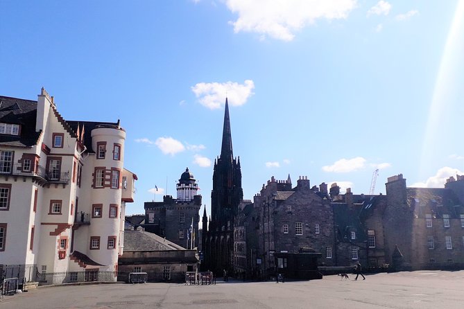 Private Edinburgh Old Town History Tour - Close Encounters - Positive Customer Feedback