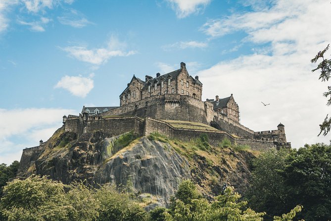 Private Edinburgh Tour for Families With a Local, 100% Personalized - Tailoring the Experience