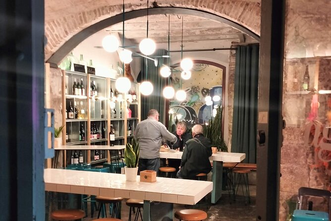 Private: Elegant Spanish Wine Tasting + Cheeses and Chocolate - Accessibility and Participation