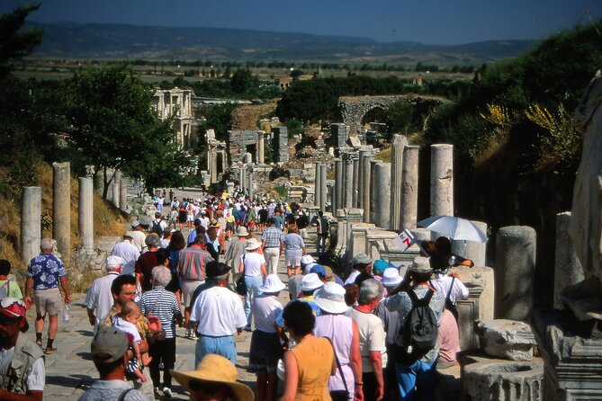 Private Ephesus Tour & Turkish Bath Hamam Experience in Kusadasi - Taking in Turkish Bath Hamam