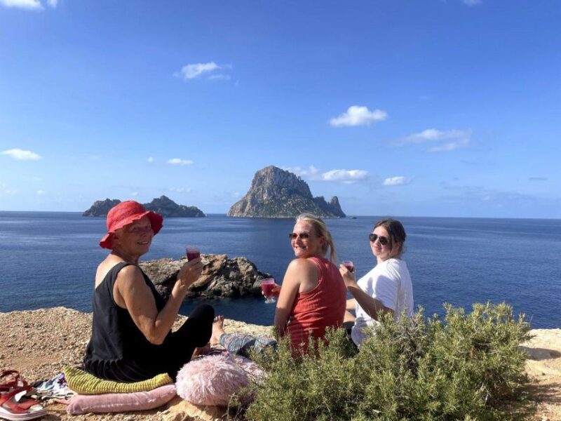 Private Es Vedra Yoga Adventure - Capturing the Moment