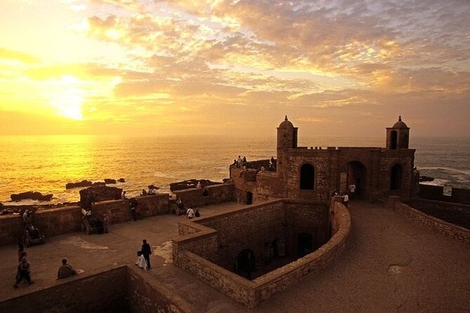 Private Essaouira Mogador: Fishing Port & Argan Oil Hub - Savoring Fresh Seafood