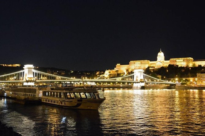 Private Etyek Wine Tour With Dinner Including a Budapest Danube Evening Cruise - Wine Tasting Experience