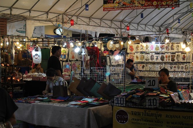 Private Evening! Crisscross Chiang Mais Night by the Classic Tuk Tuk - Pickup and Additional Information
