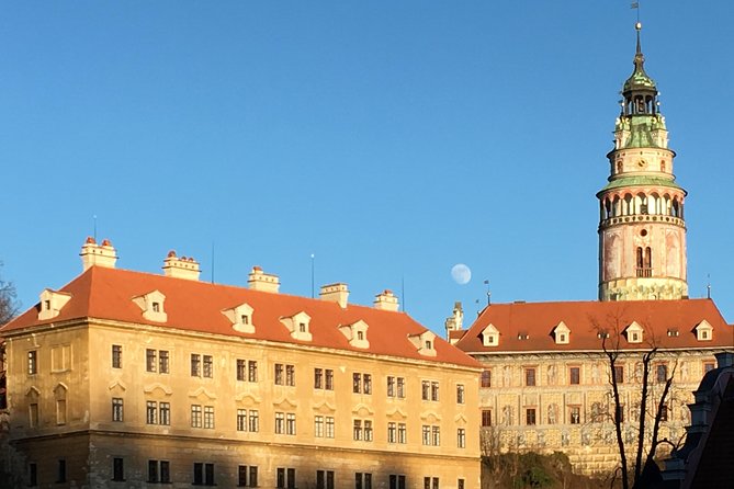 Private Evening Tour Cesky Krumlov Old Town and Castle Area - Pricing and Cancellation Policy