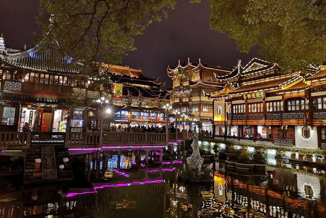 Private Evening Tour: VIP Huangpu River Cruise and Shanghai Lights - Tour Logistics and Accessibility