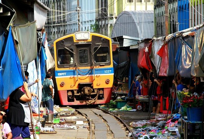 Private Excursion to Maeklong Railway And Floating Markets - Key Points
