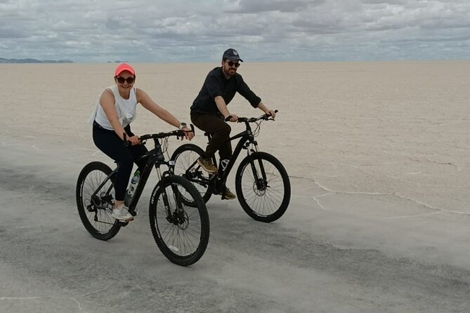 Private Experience Biking in the Uyuni Salt Flats - Uncovering the Train Cemetery Mysteries