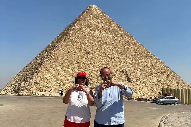 Private Experience to Giza Pyramids and Sphinx - Exploring the Giza Pyramids