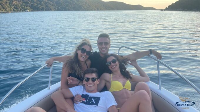 Private Family Dolphin Tour in Poreč - Dolphin Spotting Guarantee
