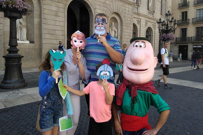 Private Family Experience - Dragon Tour in Barcelona for Kids - Accessibility and Group Size