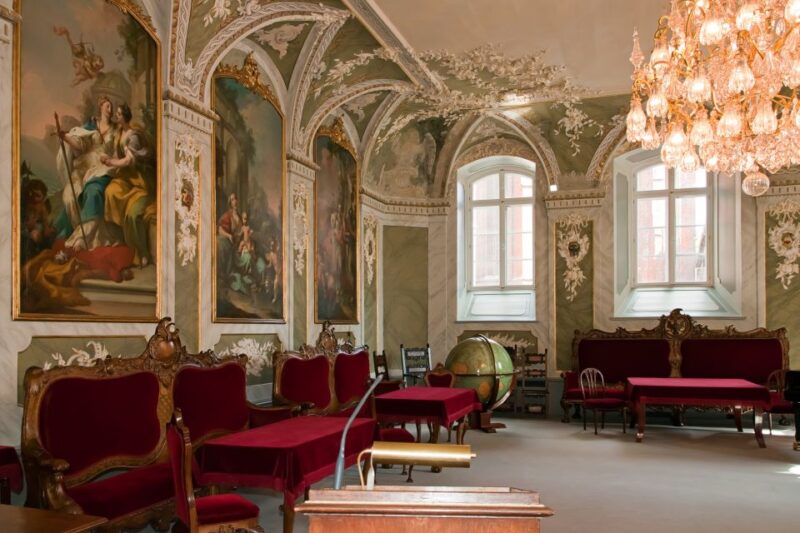 Private Family-Friendly Walking Tour of Historic Lubeck - Important Information