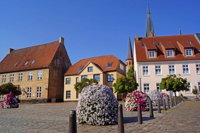 Private Family-Friendly Walking Tour of Historic Lubeck - Holstentor Museum