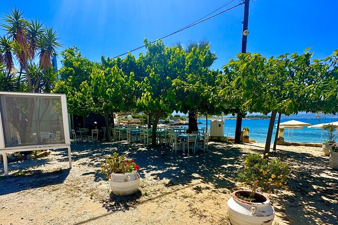 Private Family Tour to Akrotiri Attractions - Accessibility