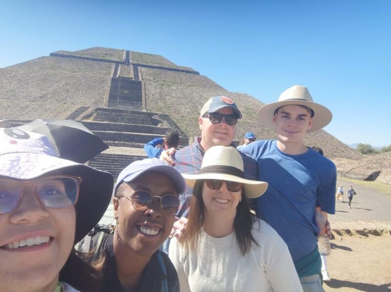 Private Family Tour to Teotihuacán From Your Accommodation - Guided Tour Experience