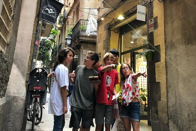 Private Family Treasure Hunt | Guided, Fun & 100% Offline | Xventura Barcelona - Suitable for All Ages
