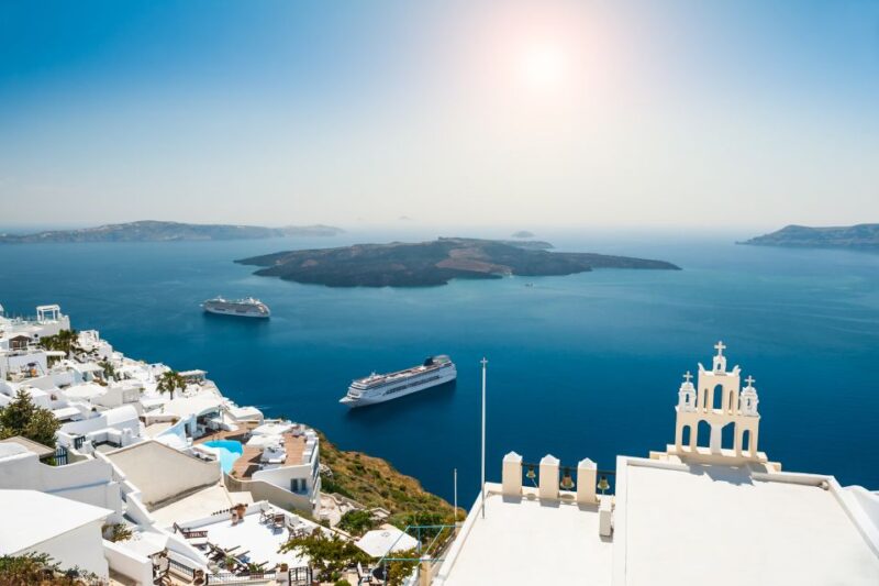 Private Famous Sights Tour With Local Guide in Santorini - Pickup and Transportation Details