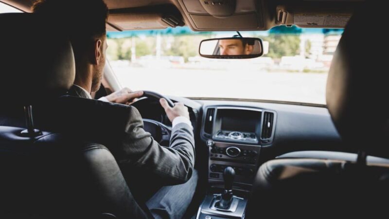Private Faro Airport Transfers to Algoz/Tunes (up to 4pax) - Driver and Vehicle Specifications