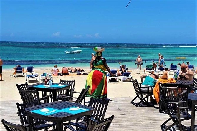 Private Fern Gully, Blue Hole and Bamboo Blu Beach Experience From Ocho Rios - Discovering Blue Hole and Bamboo Blu