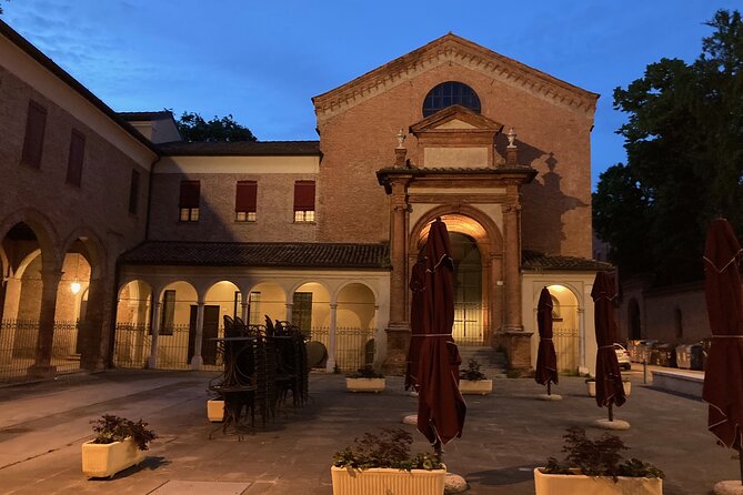 Private Ferrara Tour of City Highlights by Night - About the Tour Operator