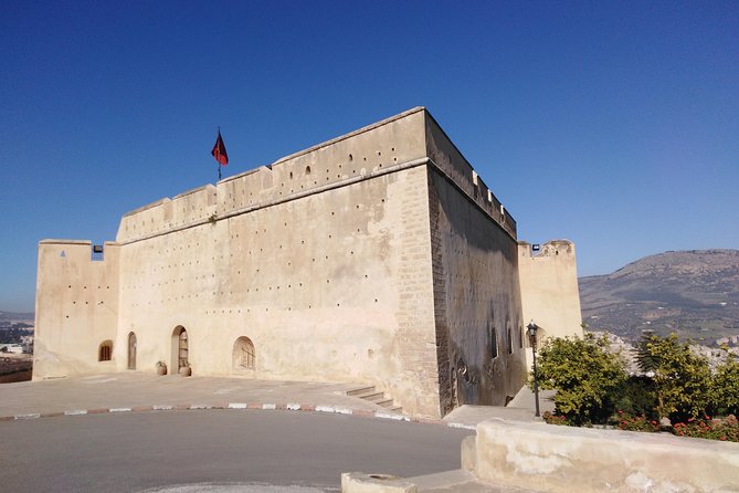 Private Fes Old Town Tour With Guide and Sightseeing With Driver - What to Expect