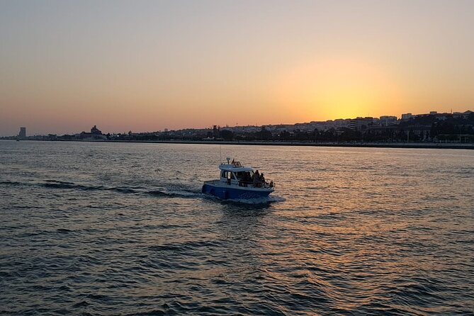 Private Fishing Tour From Cascais With Lunch and Drinks - Whats Included