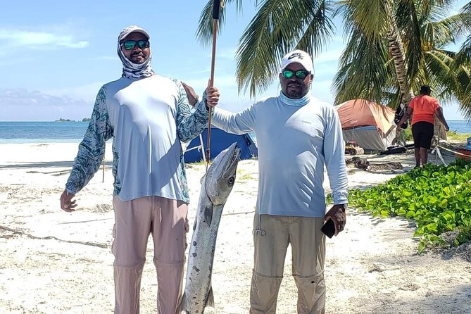Private Fishing With the Family in Placencia Belize - Catching the Big One
