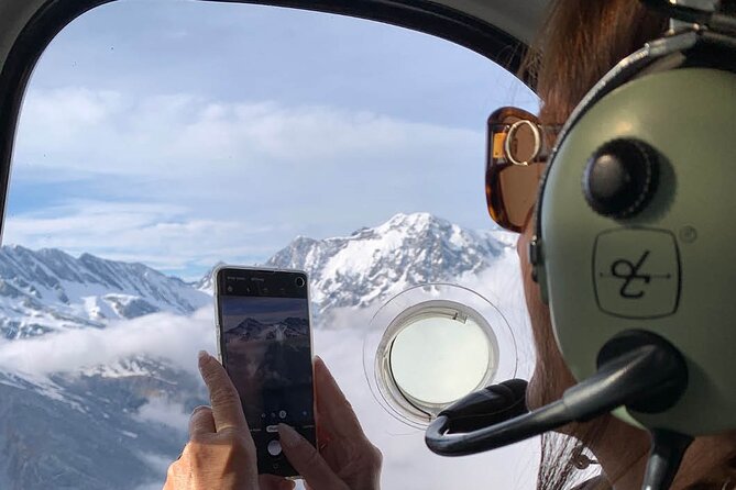 Private Flight: 4 Glaciers With 2 Snow Landings - 60MINS - What to Expect