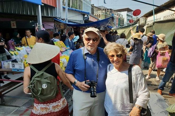 Private Floating Market and Historical Ayutthaya Sightseeing Tour - Exploring the Floating Market