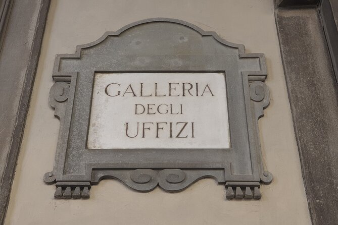 Private Florence Uffizi Gallery Tour With Skip-The-Line Entry & Leonardos Works - Pickup and Meeting