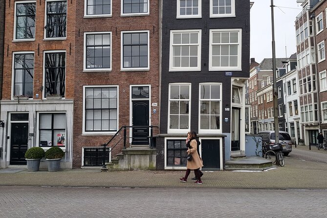 Private Food and Market Tour in Central Amsterdam With a Fun Local - Meeting and End Point