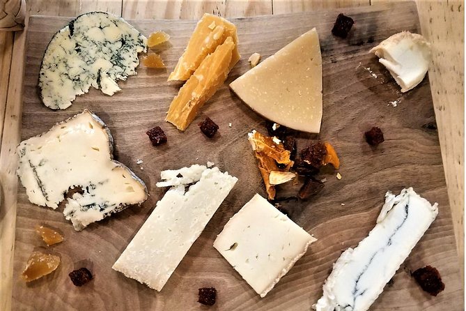 Private Food, Tapas & Wine Tour of Madrid With Customizable Menu All Included - Meeting and Pickup Details