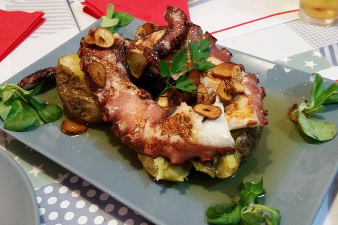Private Food, Tapas & Wine Tour of Madrid With Customizable Menu All Included - Cancellation Policy Highlights